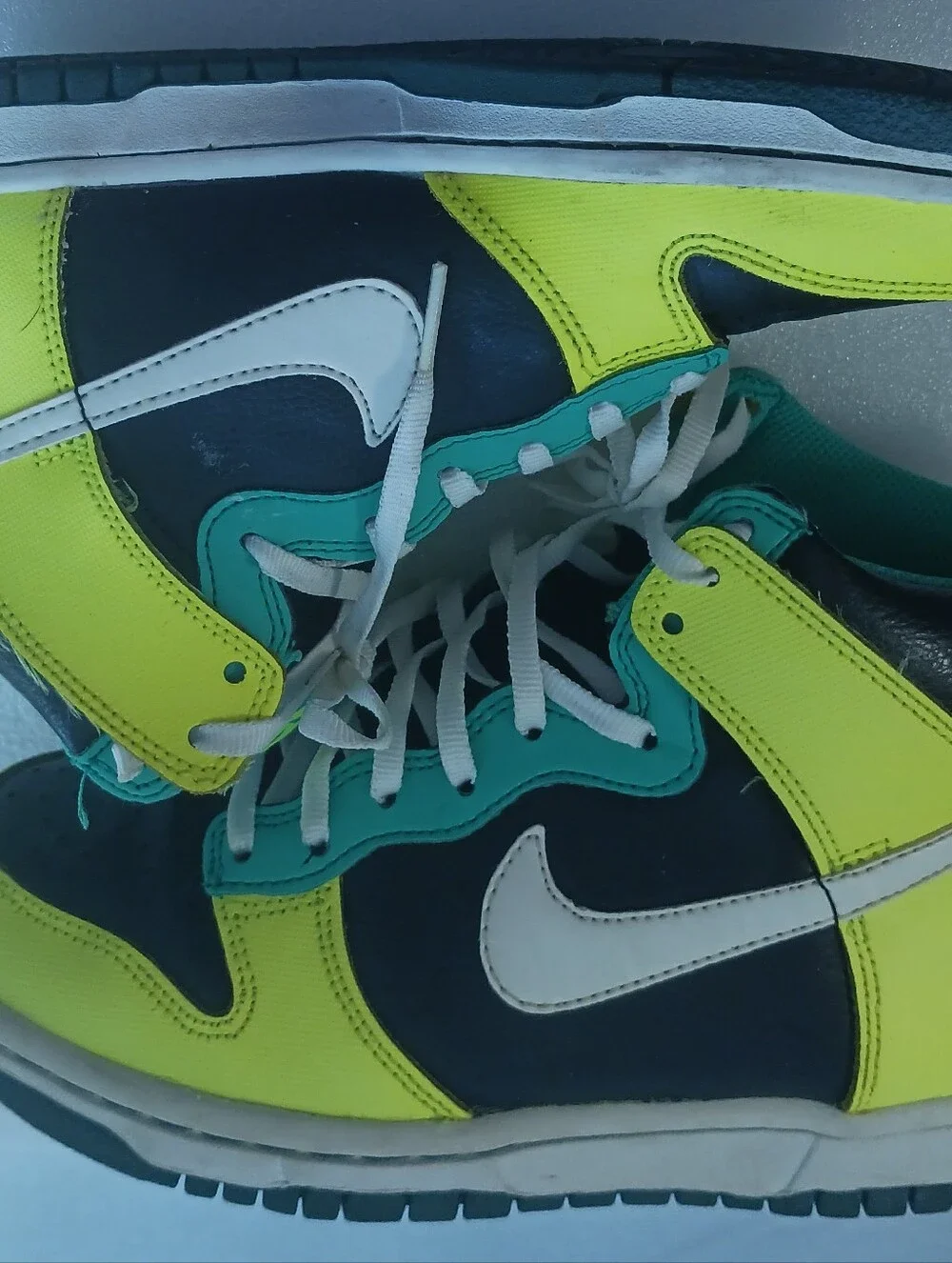 Nike kids high